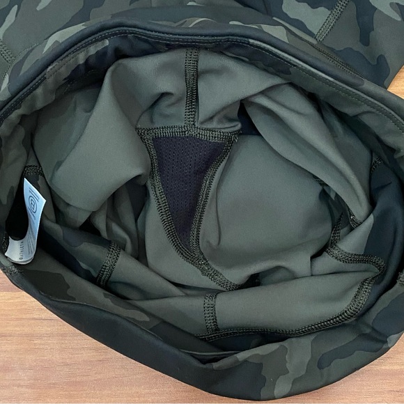 ATHLETA 531773-01 Ultimate Stash Pocket 7/8 Tight Camo Leggings Size XS - Picture 7 of 16